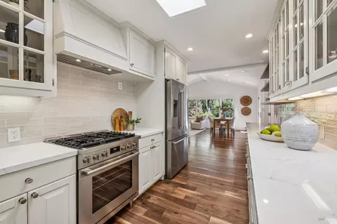 Kitchen - 14 Sylvan Ln, Ross, CA 94957 photo 6 of 6