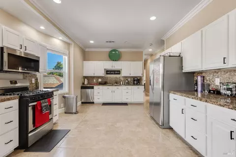 Kitchen - 1208 Florida St, Vallejo, CA 94590 photo 1 of 2
