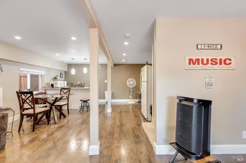 Entry Way - 1208 Florida St, Vallejo, CA 94590 photo 1 of 6