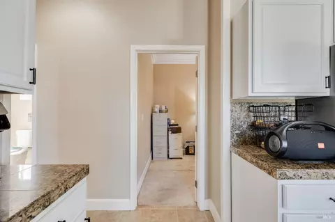 Entry Way - 1208 Florida St, Vallejo, CA 94590 photo 2 of 6