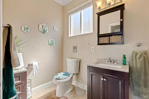 Bath - 1208 Florida St, Vallejo, CA 94590 photo 1 of 4