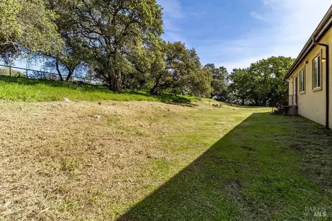Exterior - 5229 Sunridge Dr, Fairfield, CA 94534 photo 6 of 13