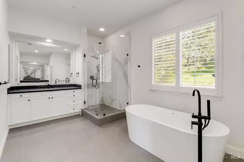 Bath - 5229 Sunridge Dr, Fairfield, CA 94534 photo 3 of 7