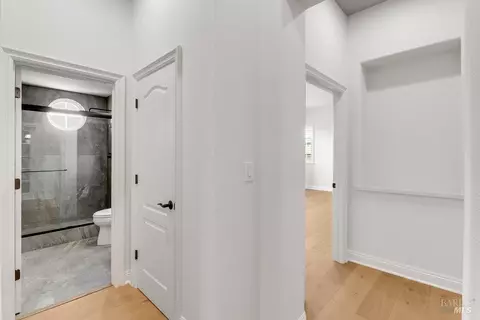 Entry Way - 5229 Sunridge Dr, Fairfield, CA 94534 photo 2 of 8