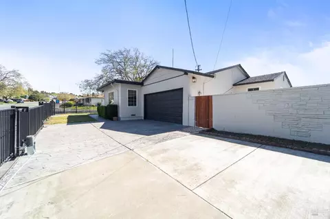 Exterior - 3011 Tennessee St, Vallejo, CA 94591 photo 5 of 9