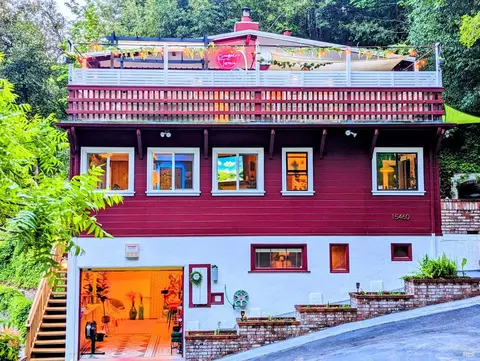 15460 Bay Ave, Guerneville, CA 95446