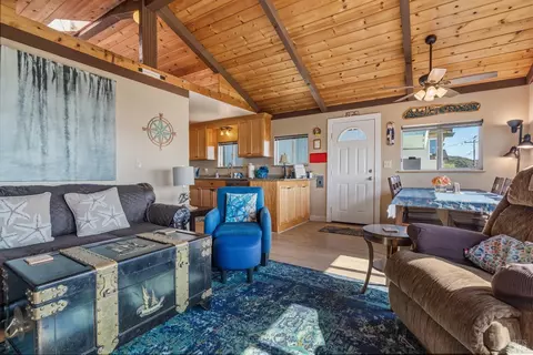 38 Ocean View Ave, Dillon Beach, CA 94929 photo 9
