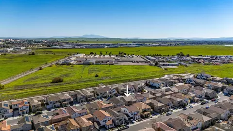 View/Area - 2382 Sheldon Dr, Fairfield, CA 94533 photo 15 of 18
