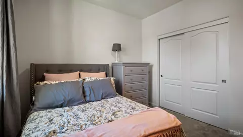 Bedroom - 2382 Sheldon Dr, Fairfield, CA 94533 photo 2 of 5