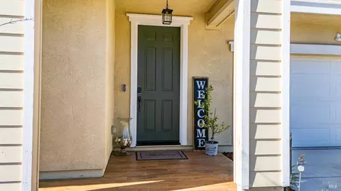 Entry Way - 2382 Sheldon Dr, Fairfield, CA 94533 photo 1 of 8