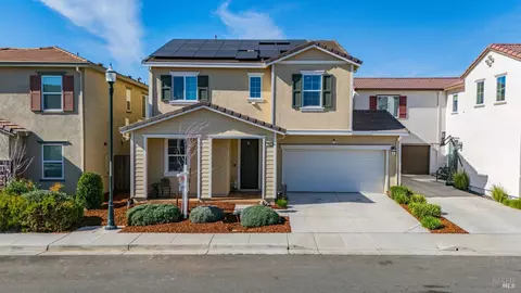 Exterior - 2382 Sheldon Dr, Fairfield, CA 94533 photo 2 of 8