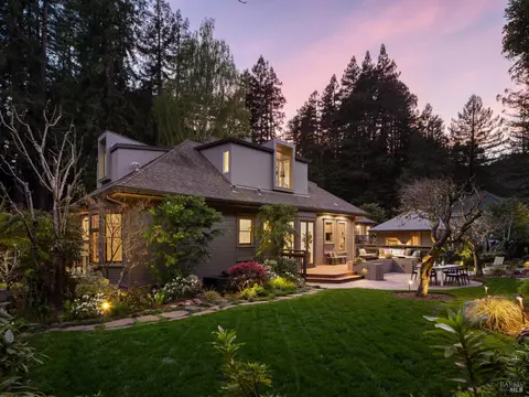 8 Laurel St, Mill Valley, CA 94941