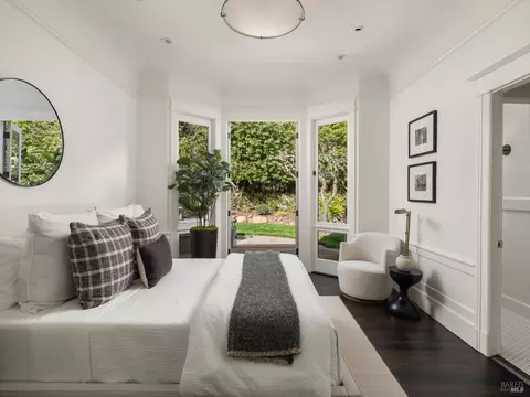 Bedroom - 8 Laurel St, Mill Valley, CA 94941 photo 4 of 6