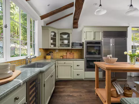 Kitchen - 8 Laurel St, Mill Valley, CA 94941 photo 3 of 4