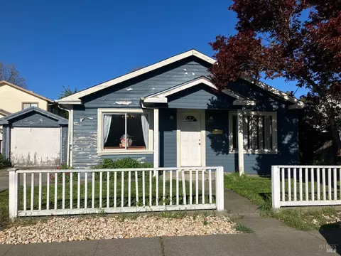 1045 Fourth St, Novato, CA 94945