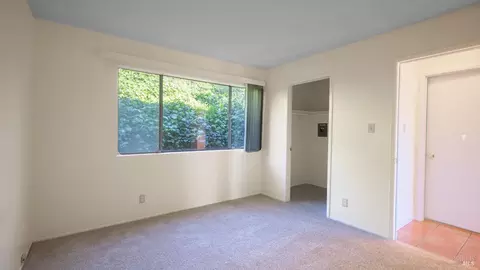 Bedroom - 355 Parkview Ter #B7, Vallejo, CA 94589 photo 1 of 2