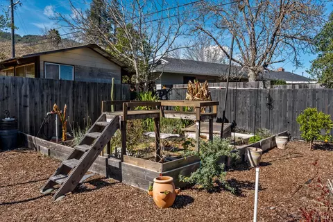 488 Cochrane Ave, Ukiah, CA 95482 photo 47