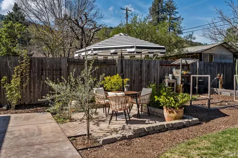 488 Cochrane Ave, Ukiah, CA 95482 photo 46