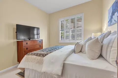 Bedroom - 2722 Washburn Ct, Vallejo, CA 94591 photo 13 of 13