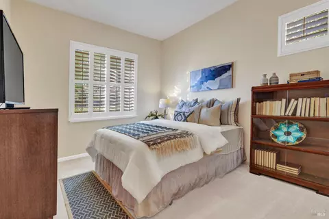 Bedroom - 2722 Washburn Ct, Vallejo, CA 94591 photo 11 of 13
