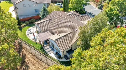 View/Area - 2722 Washburn Ct, Vallejo, CA 94591 photo 2 of 13