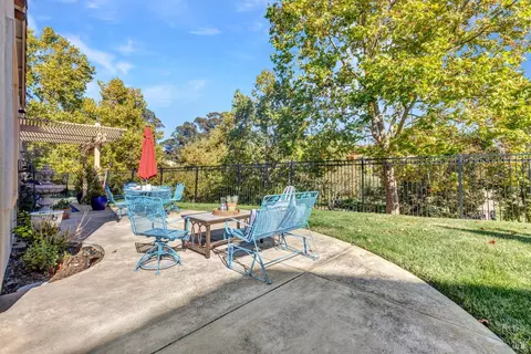 Exterior - 2722 Washburn Ct, Vallejo, CA 94591 photo 8 of 15
