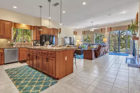 Kitchen - 2722 Washburn Ct, Vallejo, CA 94591 photo 1 of 9