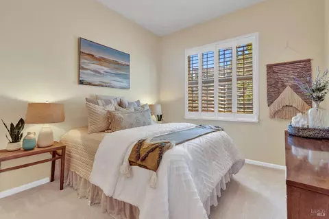 Bedroom - 2722 Washburn Ct, Vallejo, CA 94591 photo 8 of 13