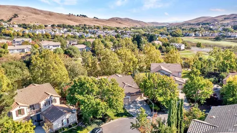 View/Area - 2722 Washburn Ct, Vallejo, CA 94591 photo 6 of 13