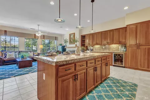 Kitchen - 2722 Washburn Ct, Vallejo, CA 94591 photo 7 of 9