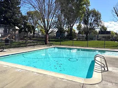 Exterior - 8312 Windmill Farms Dr, Cotati, CA 94931 photo 6 of 9