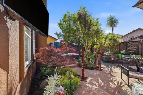 Exterior - 1384 Birdie Dr, Windsor, CA 95492 photo 32 of 33
