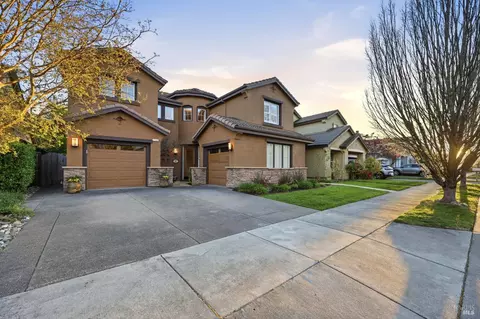 Exterior - 1384 Birdie Dr, Windsor, CA 95492 photo 24 of 33