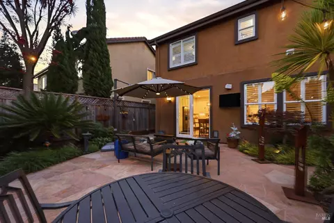 Exterior - 1384 Birdie Dr, Windsor, CA 95492 photo 19 of 33