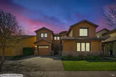 Exterior - 1384 Birdie Dr, Windsor, CA 95492 photo 3 of 33