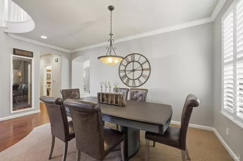 Dining - 1384 Birdie Dr, Windsor, CA 95492 photo 2 of 6