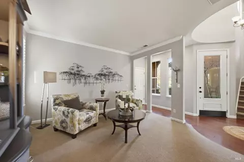 Entry Way - 1384 Birdie Dr, Windsor, CA 95492 photo 2 of 6