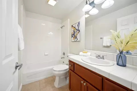 Bath - 4302 Keegan St, Dublin, CA 94568 photo 5 of 7