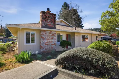 43 Aspen Meadows Cir, Santa Rosa, CA 95409