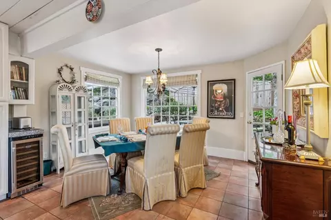 Dining - 75 Mountain Ave, Sonoma, CA 95476 photo 2 of 4