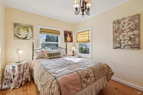 Bedroom - 75 Mountain Ave, Sonoma, CA 95476 photo 5 of 6