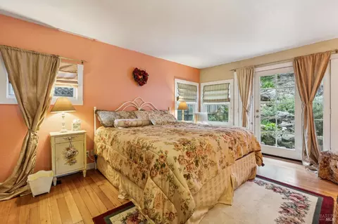 Bedroom - 75 Mountain Ave, Sonoma, CA 95476 photo 2 of 6