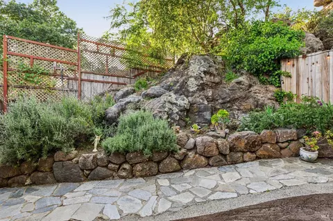 Exterior - 75 Mountain Ave, Sonoma, CA 95476 photo 17 of 28