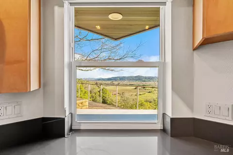 Kitchen - 23121 Vineyard Rd, Geyserville, CA 95441 photo 11 of 11