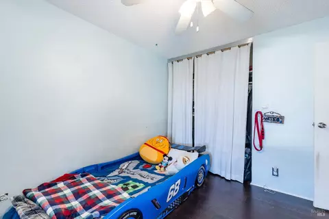 Bedroom - 3478 Willis Dr, Napa, CA 94558 photo 5 of 5