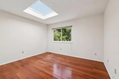 Bedroom - 51 Marin Ave, Sausalito, CA 94965 photo 5 of 9
