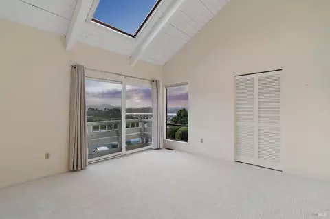 Bedroom - 51 Marin Ave, Sausalito, CA 94965 photo 8 of 9
