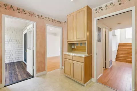 Entry Way - 51 Marin Ave, Sausalito, CA 94965 photo 2 of 2