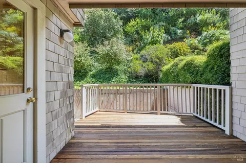 Exterior - 51 Marin Ave, Sausalito, CA 94965 photo 2 of 9