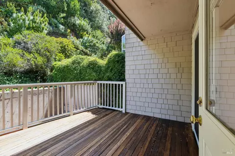 Exterior - 51 Marin Ave, Sausalito, CA 94965 photo 5 of 9
